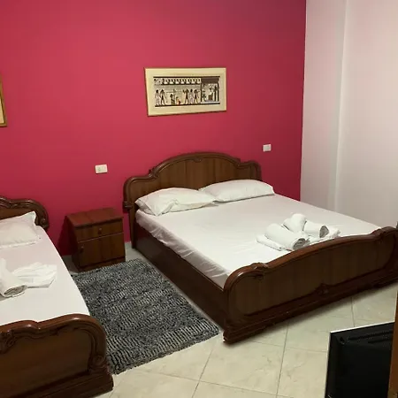 Private Flat Artur *