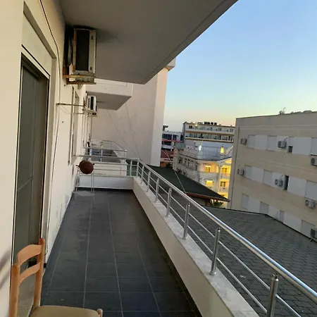 Apartament Private Flat Artur Durrës